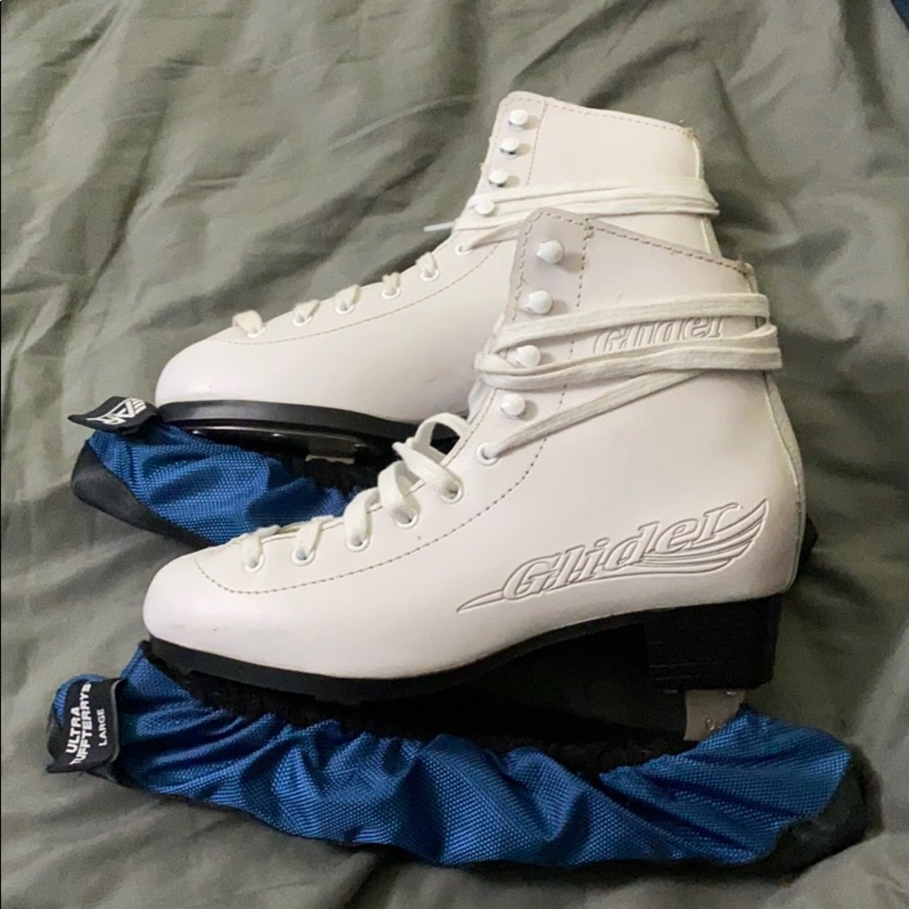 Glider Figure Skates Size 6